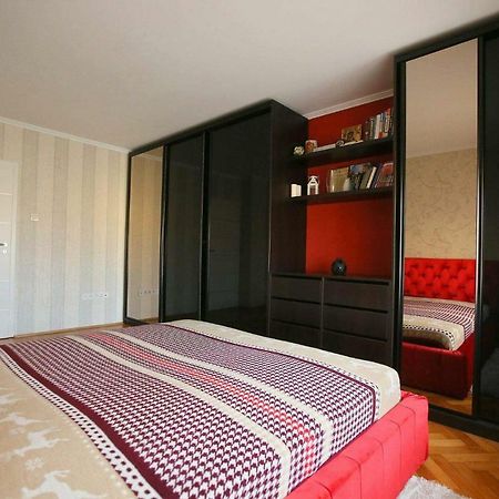 Apartament Marc Apartment Oradea Exterior photo