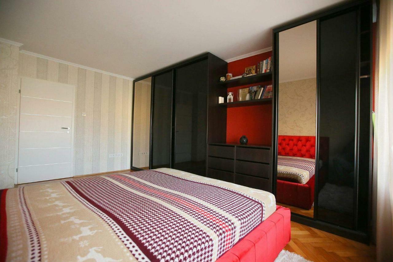 Apartament Marc Apartment Oradea Exterior photo